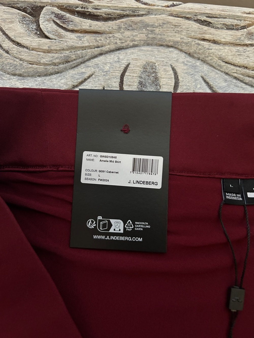 J.Lindeberg Burgundy Mini Skirt - Picture 2 of 8